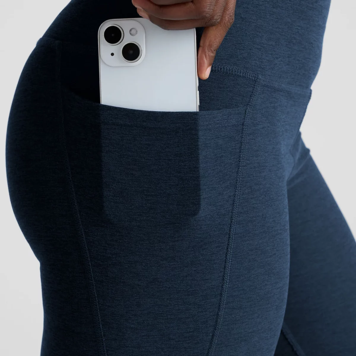 SPACEDYE CAUGHT IN THE MIDI HW LEGGING with pockets - Image 3