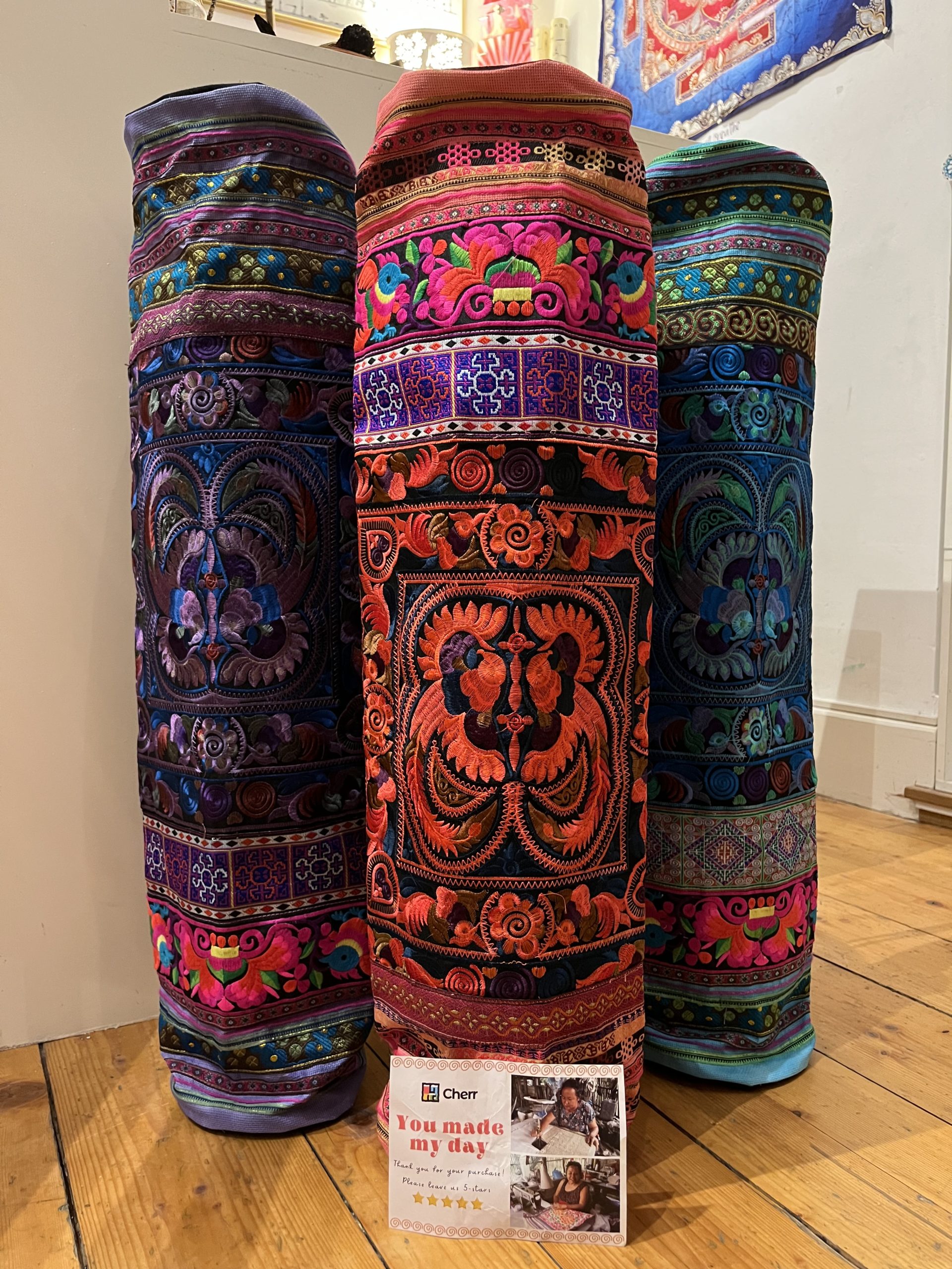 Sac brodé à la main - Image 2