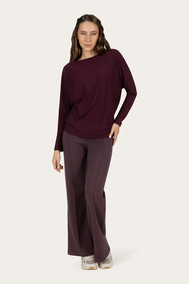 Urban Goddess_ Budhi Batwing Longsleeve - Image 3