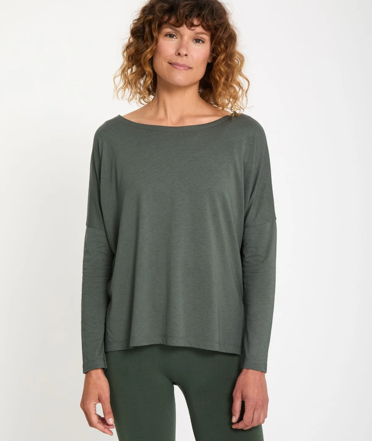 DAKSHA - Oversized Long sleeves Tee-Shirt - Image 2